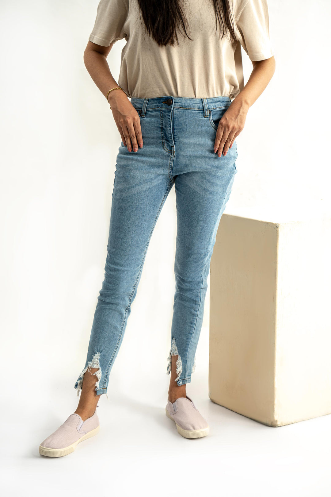 Skinny Fit Ripped Hem Jeans