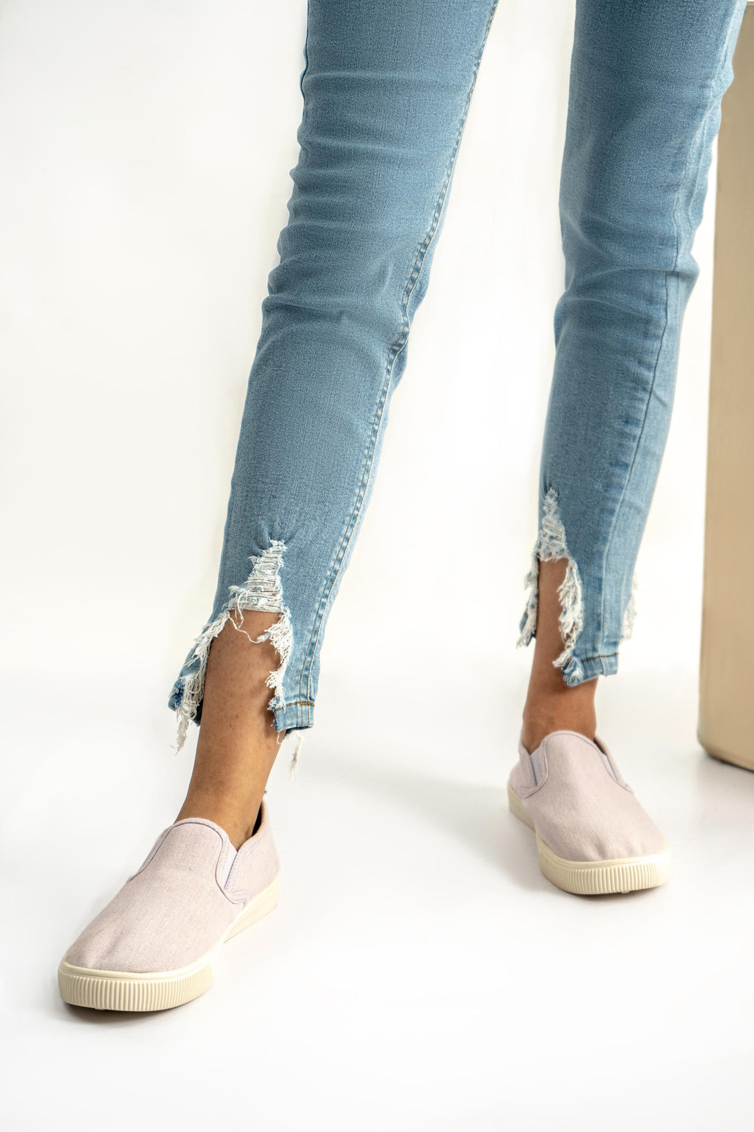 Skinny Fit Ripped Hem Jeans