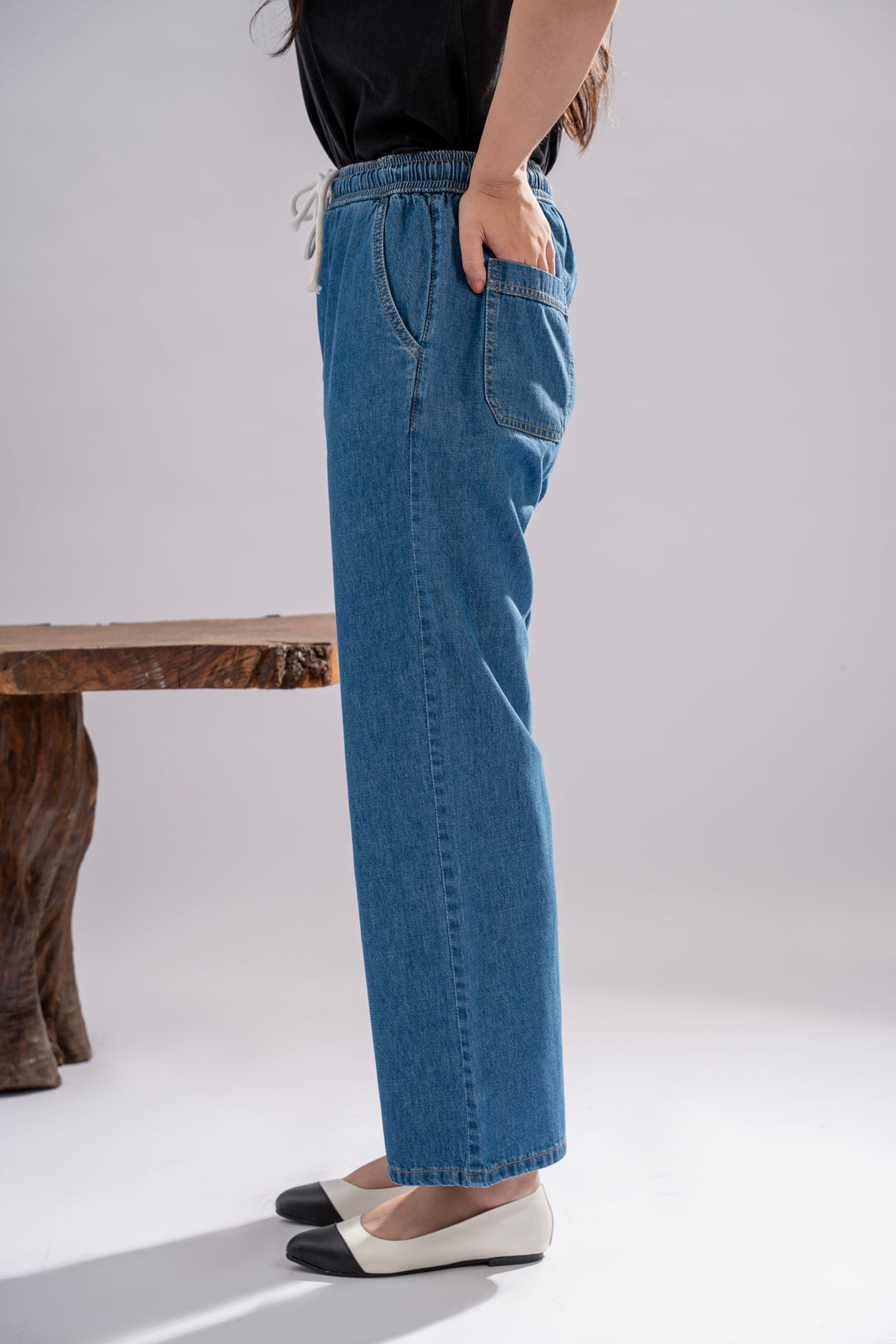 Drawstring Loose Fit Jeans