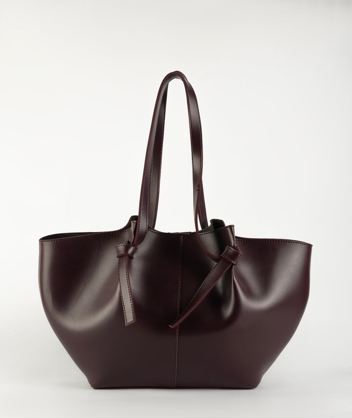 Adele Tote