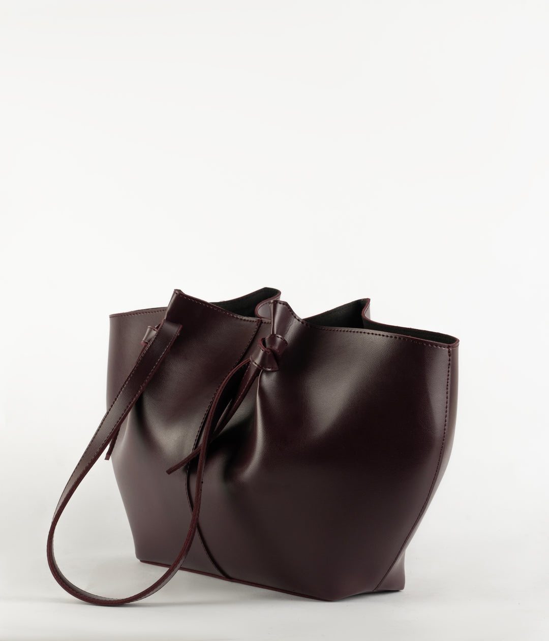 Adele Tote