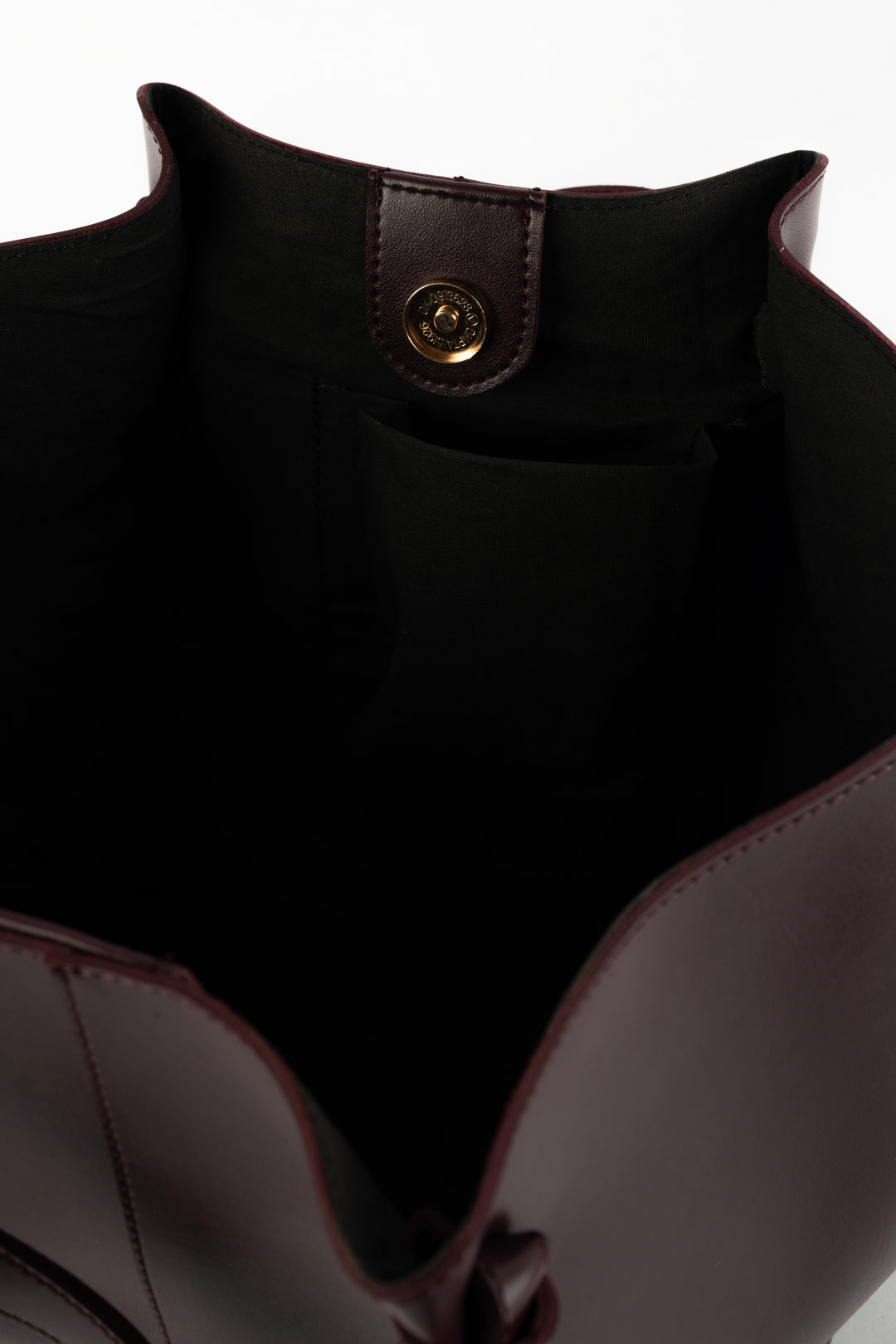 Adele Tote