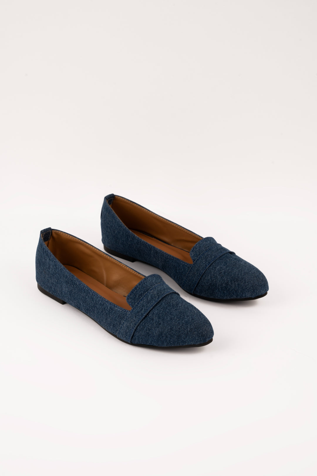 Timeless Denim Pumps