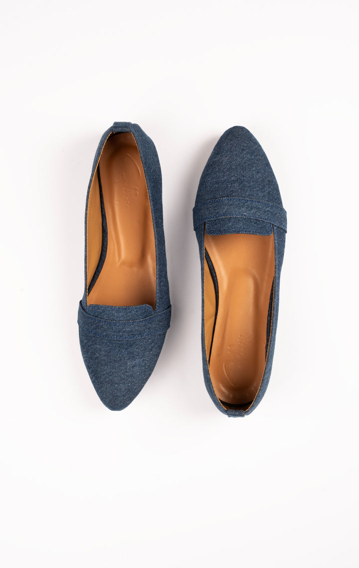 Timeless Denim Pumps